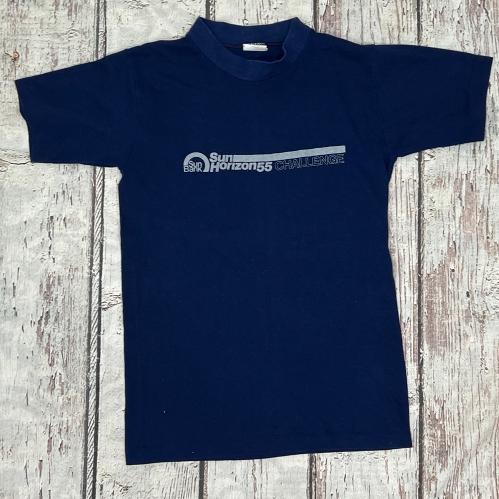 Vintage Sun Horizon 55 Challenge Sun Bank Single Stitch 1980s Tshirt